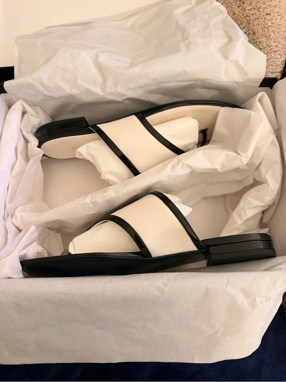 CHANEL White Leather Thong Sandals with Black Patent CC Logo - Picture 5 of 6